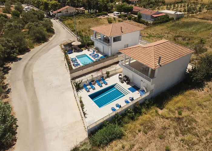 Laganas Family villas