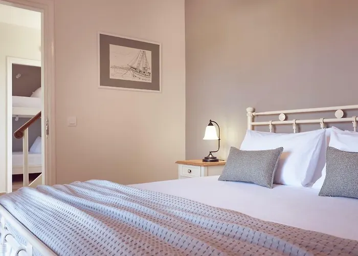 Laganas Hotels With Jacuzzi in Room near Agios Dionisios Church